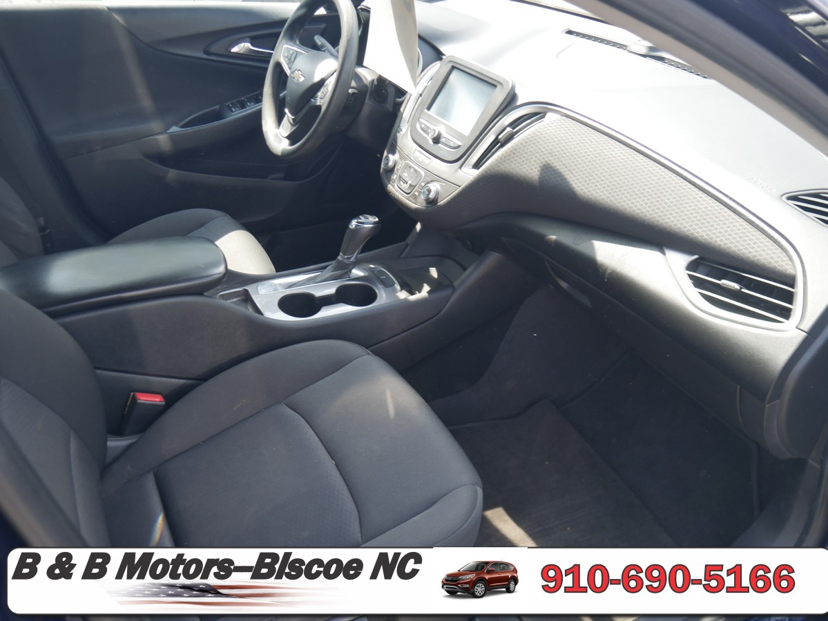 2018 Chevrolet Malibu 1FL - Photo 9