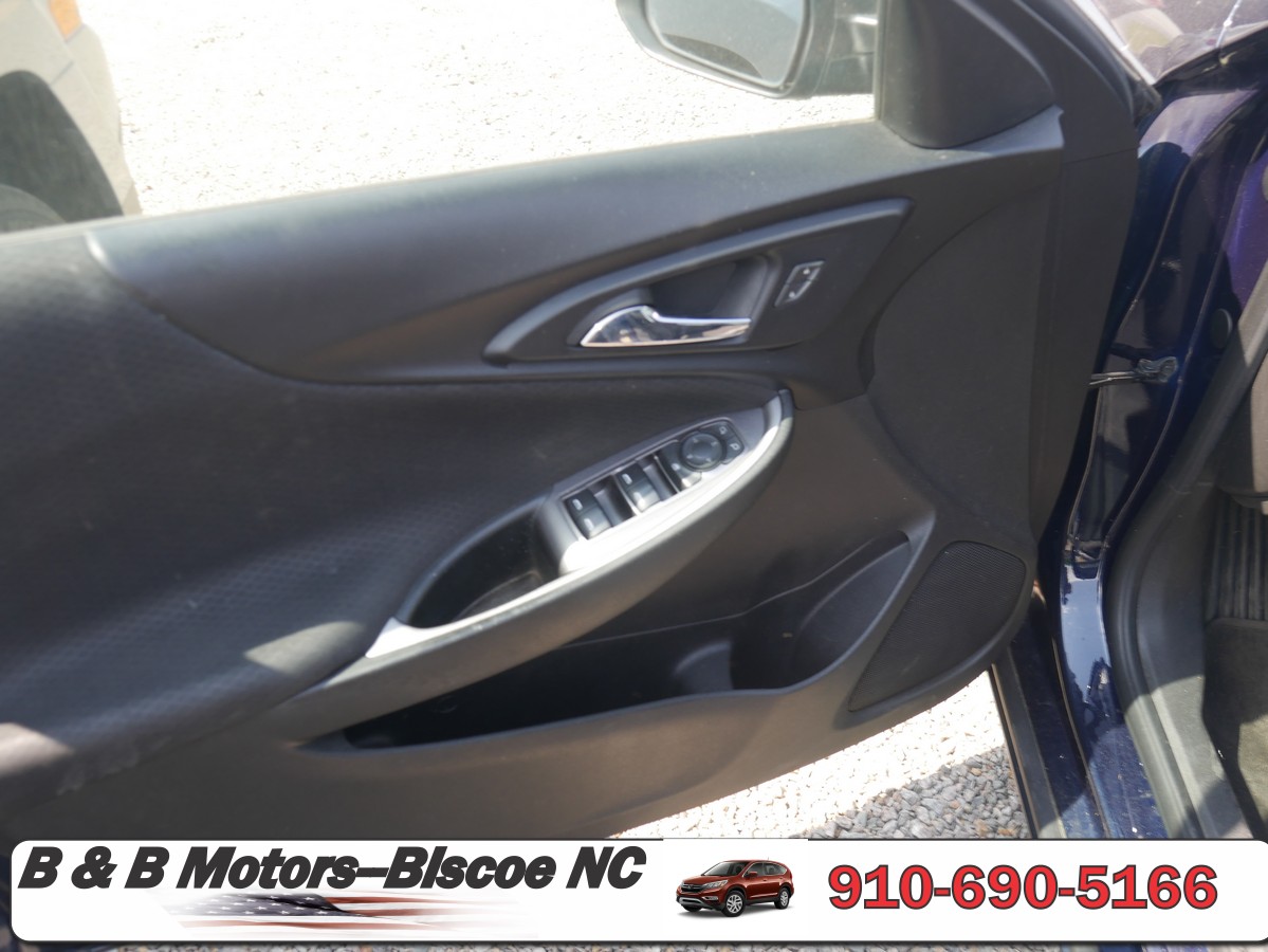 2018 Chevrolet Malibu 1FL - Photo 11