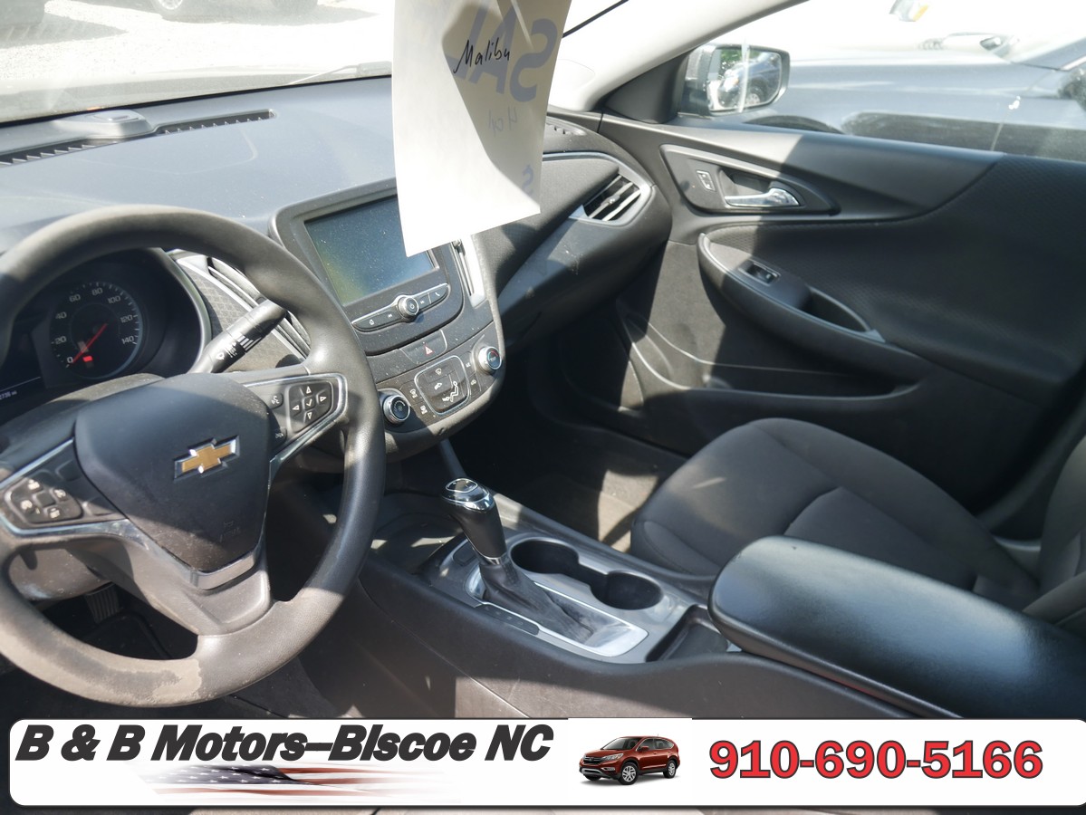2018 Chevrolet Malibu 1FL - Photo 13